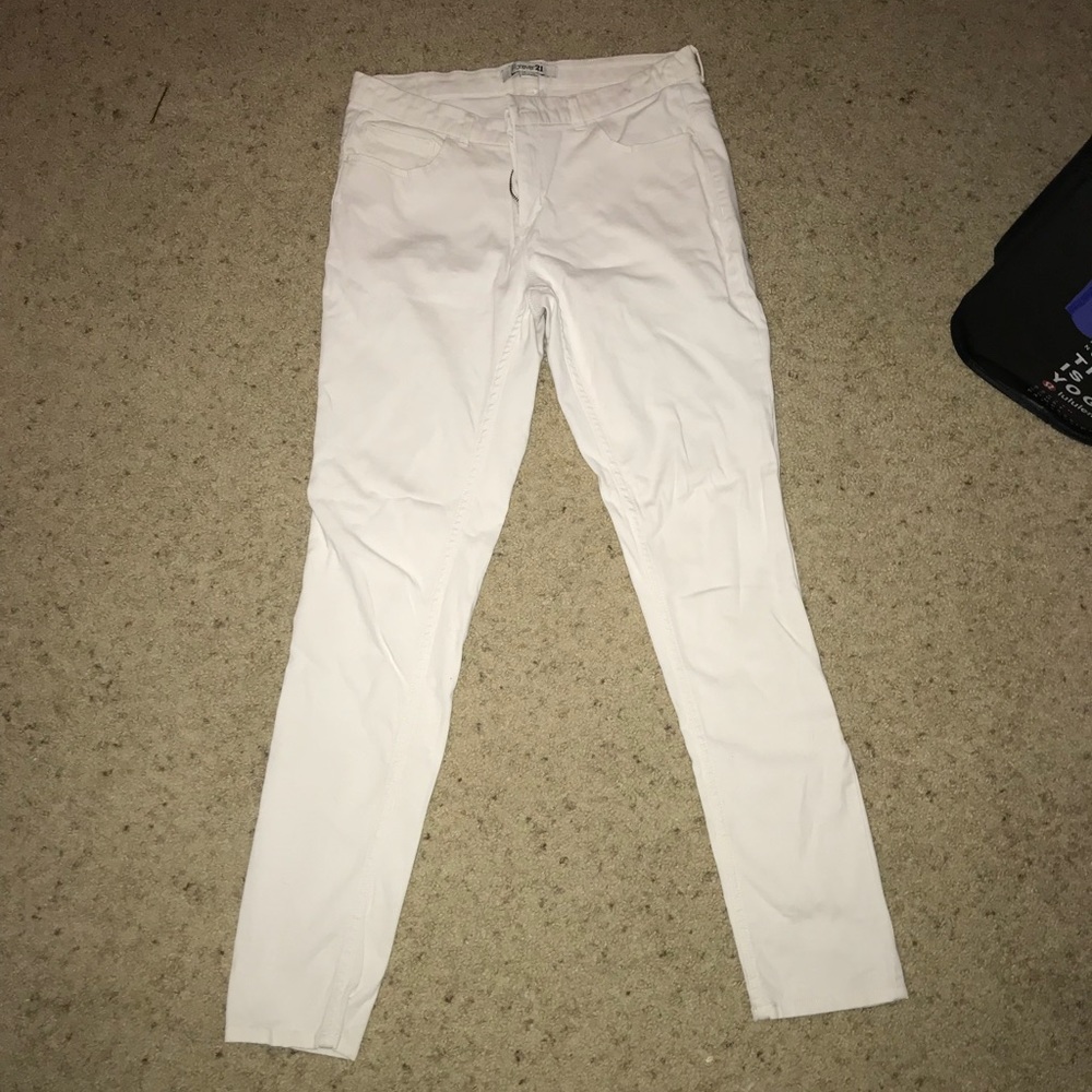 Forever 21 skinny white jeans